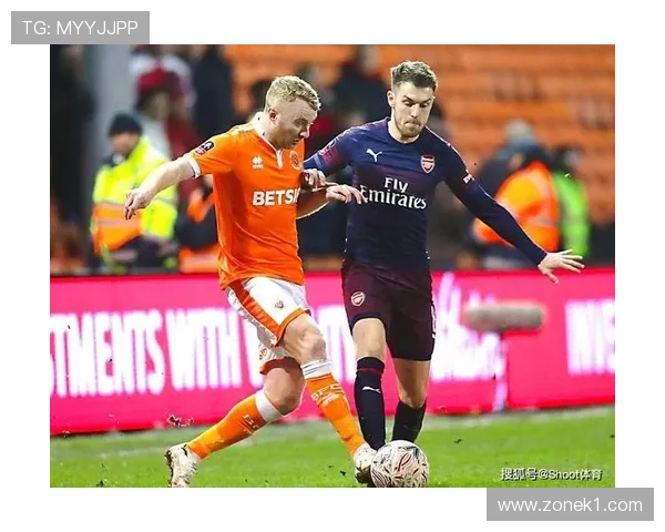 斯科尔斯回撤接应主导中场，连续关键战传球调度压制对手防线