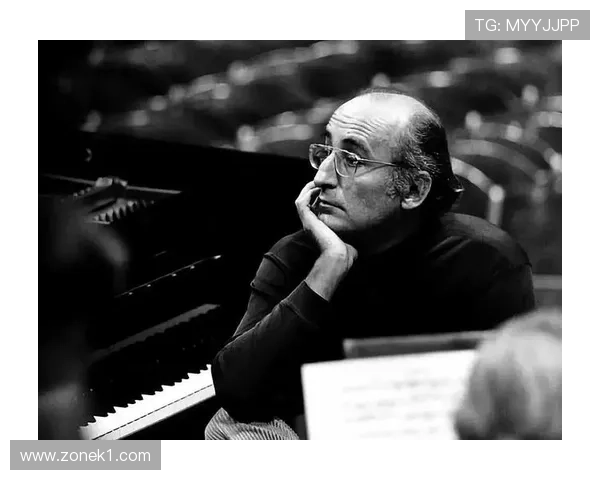 维尔茨与罗伊斯：伤病天才的进攻角色与技术风格差异解析