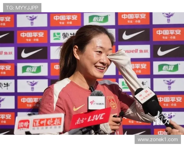 中国女足重新集结重点演练攻防转换战术细节